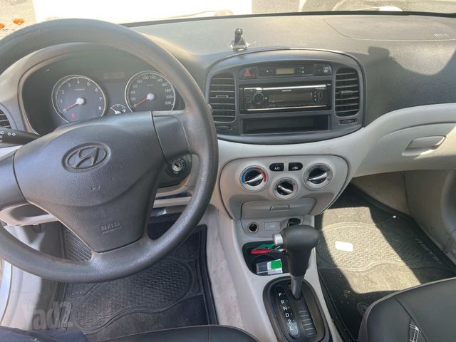 יונדאי אקסנט i25