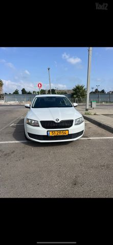 סקודה אוקטביה