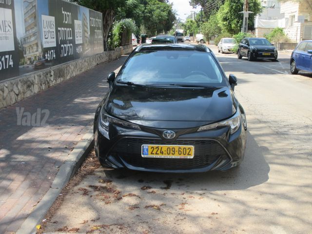 מודעת רכב טויוטה קורולה
