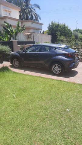 טויוטה C-HR