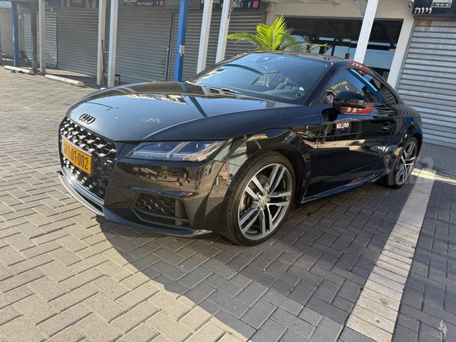 אאודי TT