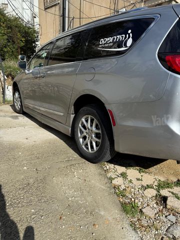 קרייזלר פסיפיקה