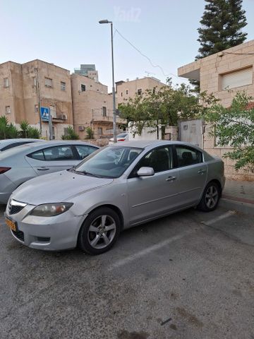 מודעת רכב מאזדה 3