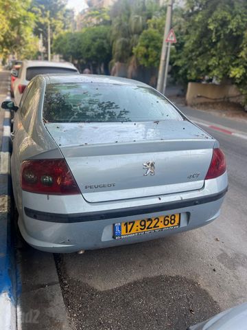 פיג'ו 407