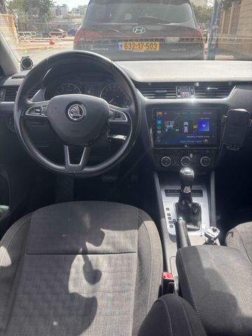 סקודה אוקטביה