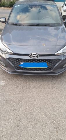 יונדאי i20