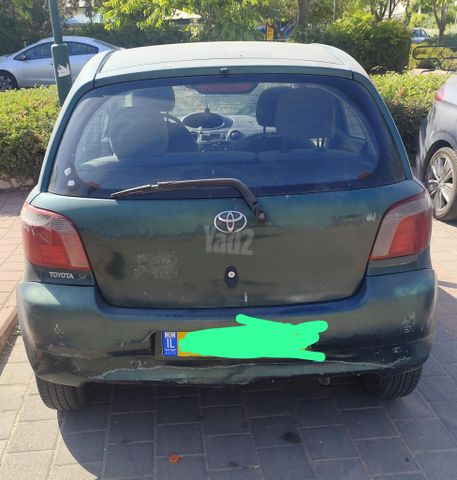 טויוטה יאריס