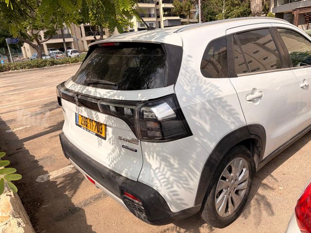 סוזוקי S-Cross