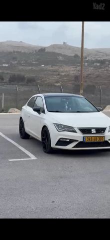 מודעת רכב סיאט לאון