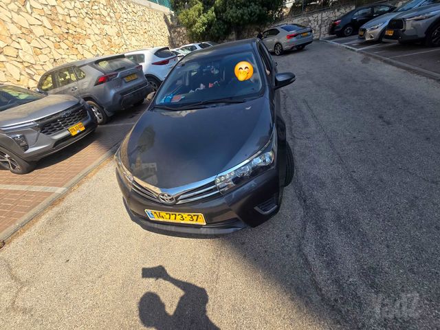 מודעת רכב טויוטה קורולה