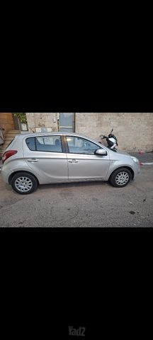 יונדאי i20