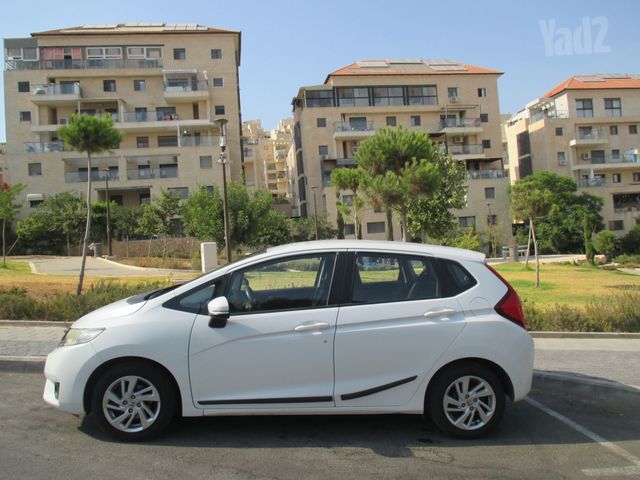 מודעת רכב הונדה ג'אז