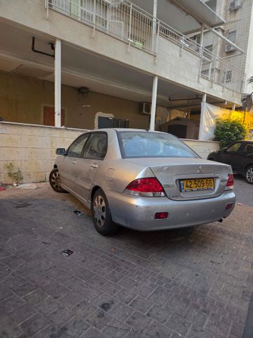 מיצובישי לנסר