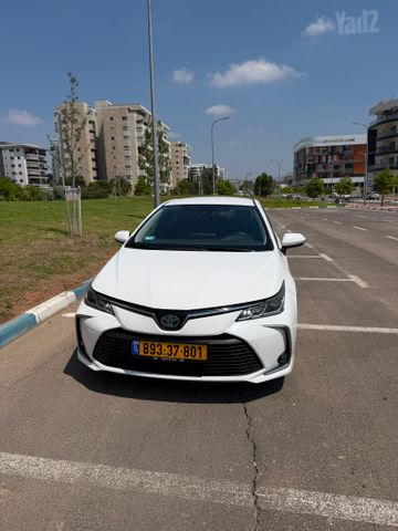 מודעת רכב טויוטה קורולה