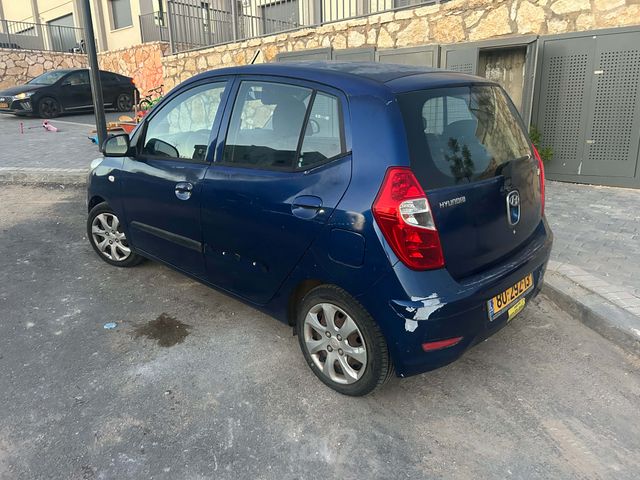 יונדאי i10