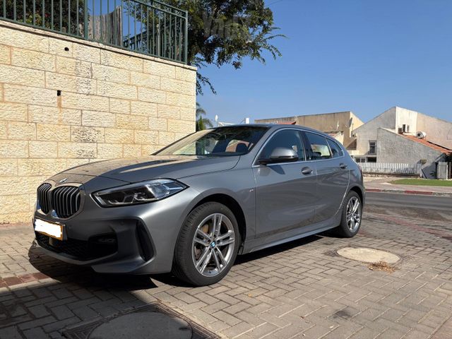 מודעת רכב ב מ וו סדרה 1