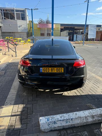 אאודי TT