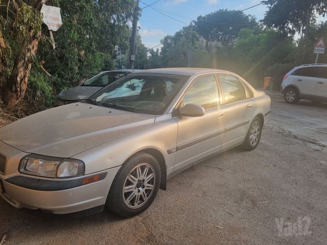 וולוו S80