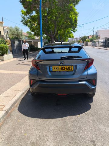 טויוטה C-HR