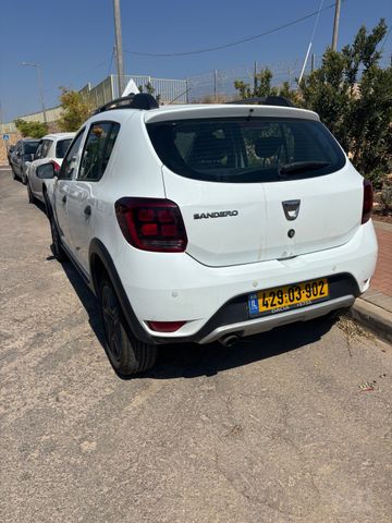 דאצ'יה סנדרו