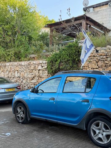 דאצ'יה סנדרו
