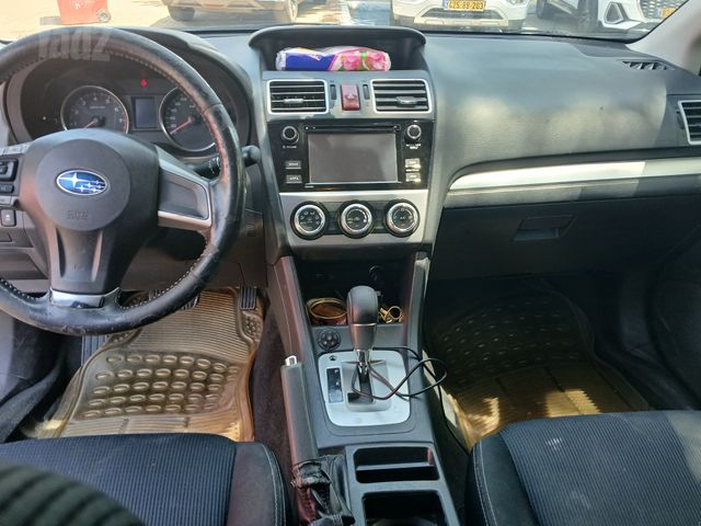 סובארו XV