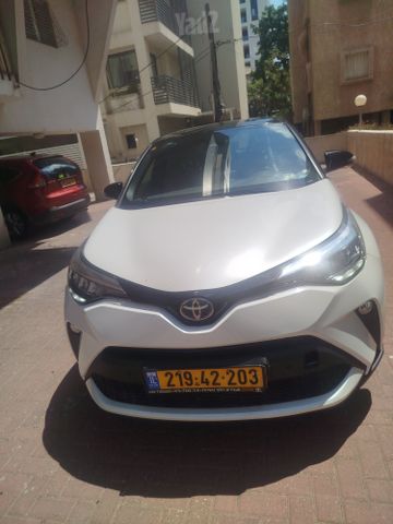 טויוטה C-HR