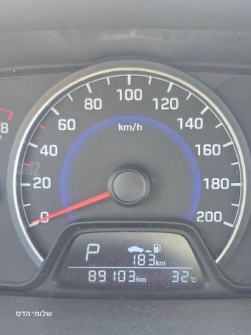 יונדאי i10