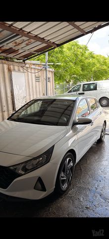 יונדאי i20