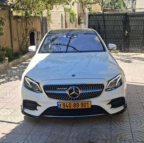 E-class Taxi STD E 220d אוט׳ 1.9 (194 כ״ס)
