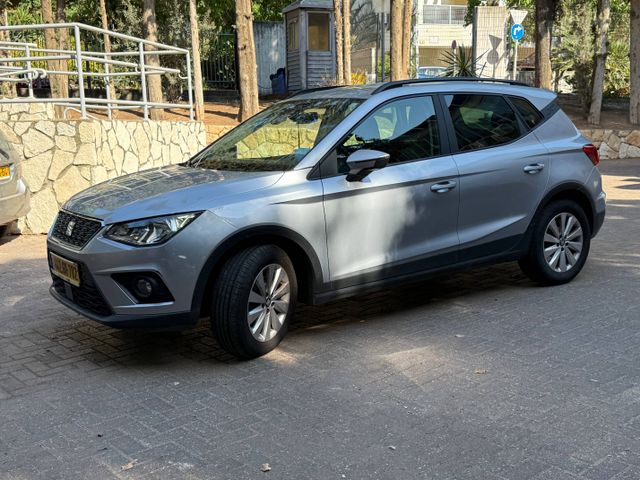 מודעת רכב סיאט ארונה
