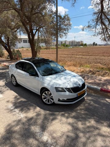סקודה אוקטביה 