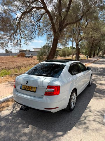 סקודה אוקטביה 