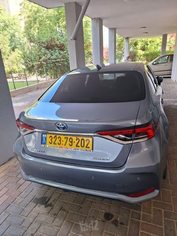 טויוטה קורולה