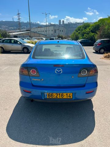 מאזדה 3