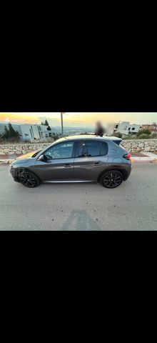 פיג'ו 208
