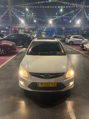 יונדאי i30