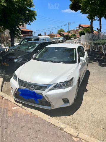 לקסוס CT