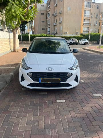יונדאי i10