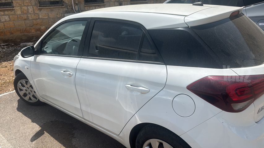 מודעת רכב יונדאי i20