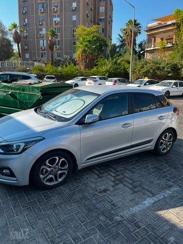 יונדאי i20