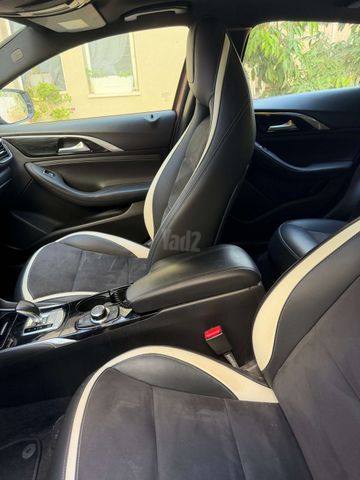 אינפיניטי Q30