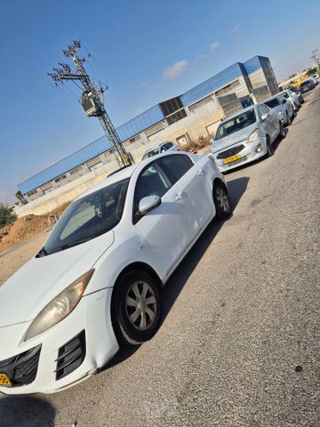 מאזדה 3