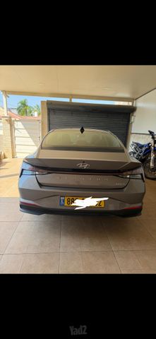יונדאי אלנטרה