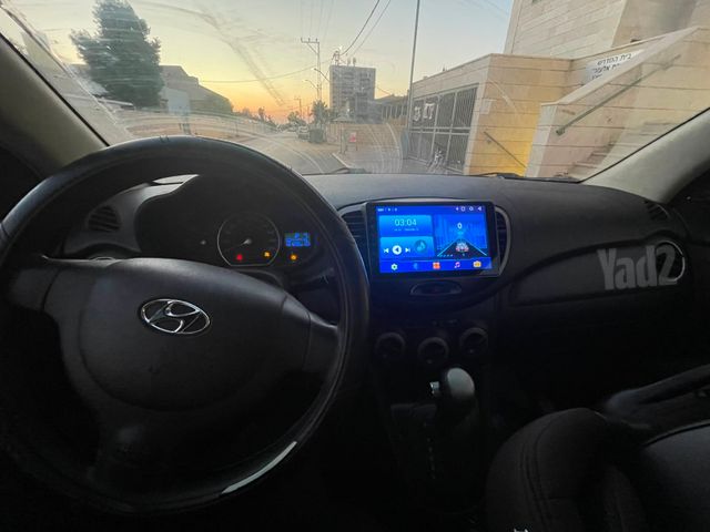 יונדאי i10