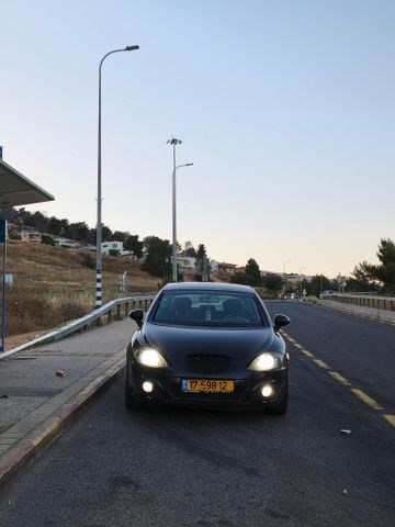סיאט לאון