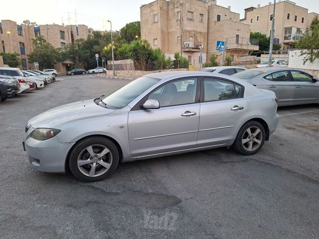 מאזדה 3