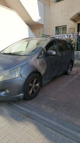 מודעת רכב מיצובישי גרנדיס