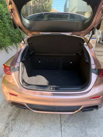 אינפיניטי Q30