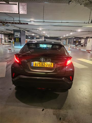 טויוטה C-HR